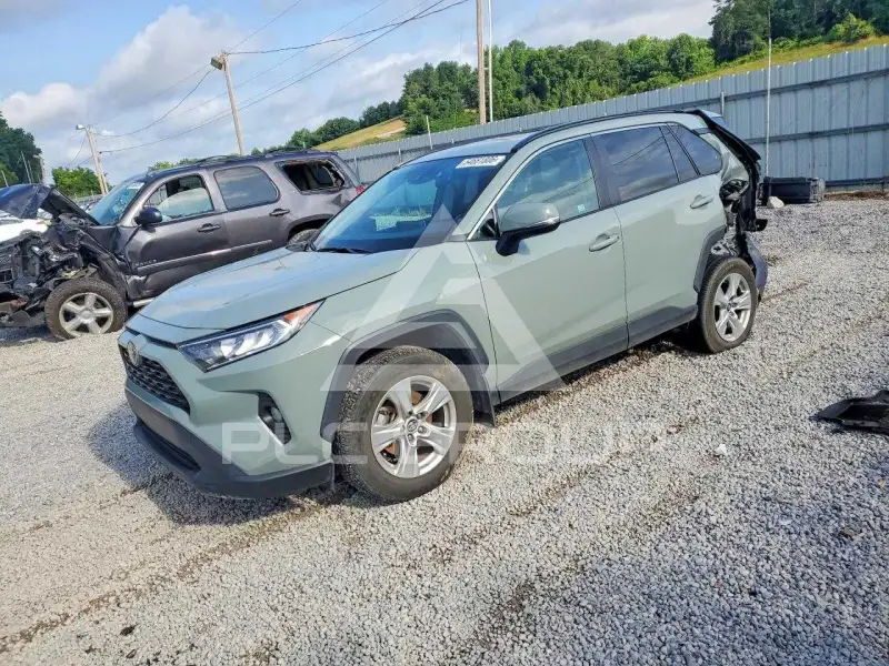 2019 Toyota RAV4 фото