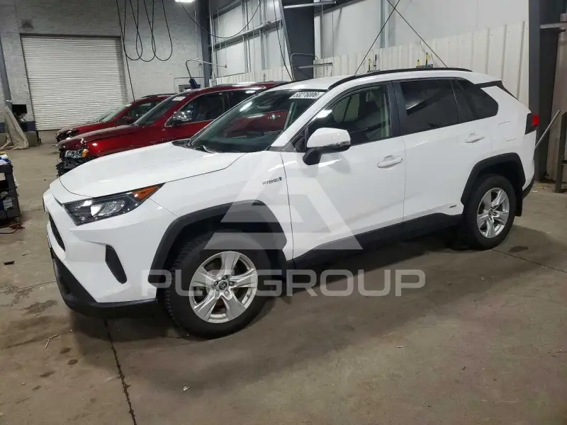 2019 Toyota RAV4 фото