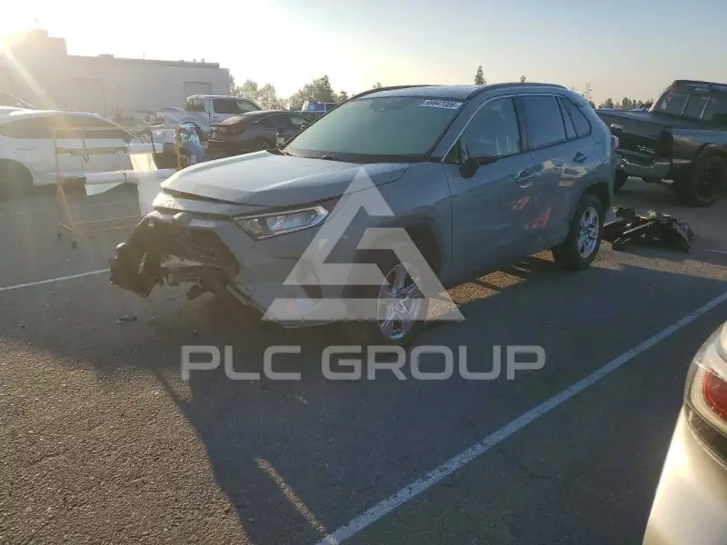 2019 Toyota RAV4 фото