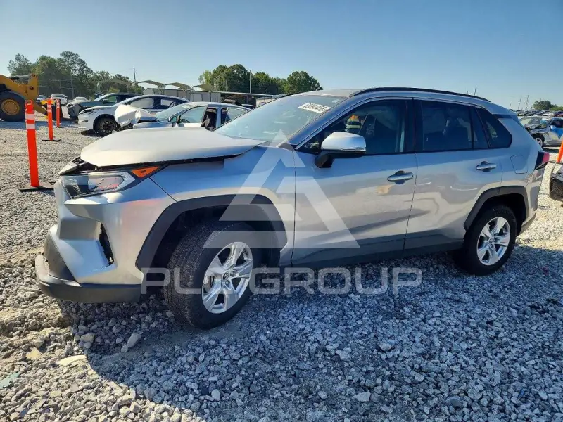2019 Toyota RAV4 фото