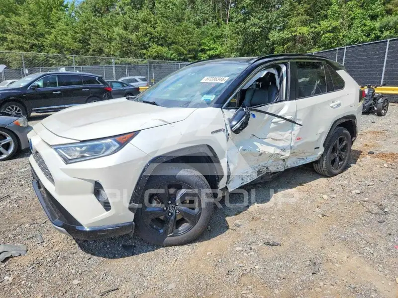 2019 Toyota RAV4 фото