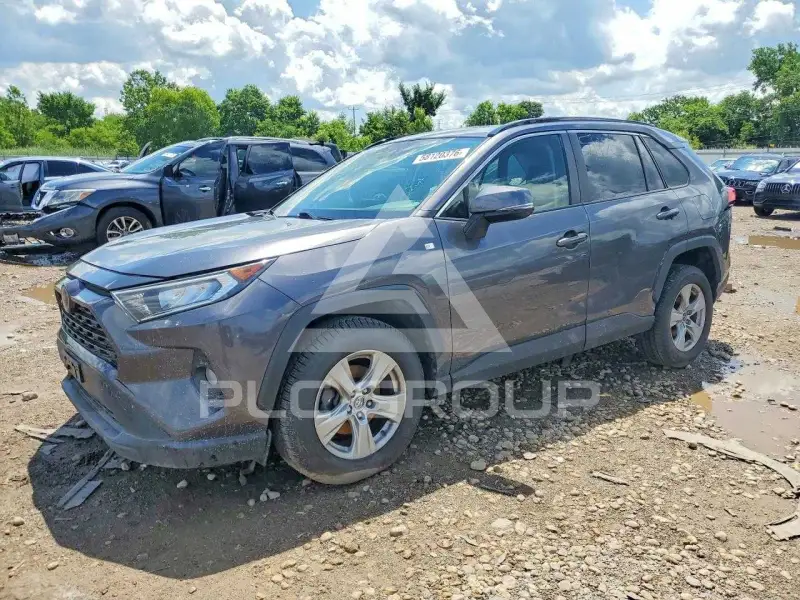2019 Toyota RAV4 фото