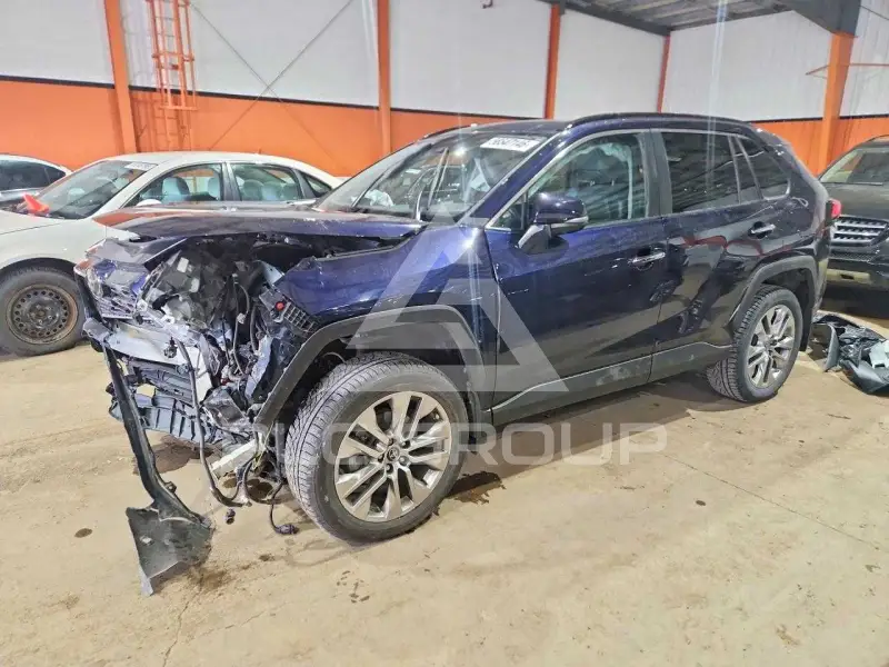 2019 Toyota RAV4 фото