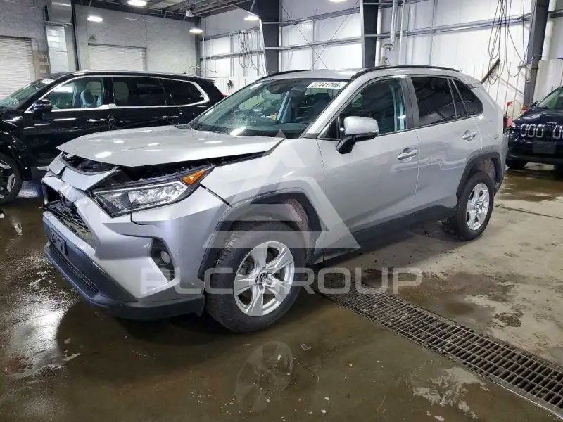 2019 Toyota RAV4 photo