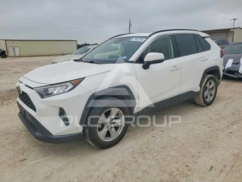 2019 Toyota RAV4 фото