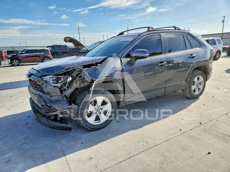 2019 Toyota RAV4 фото