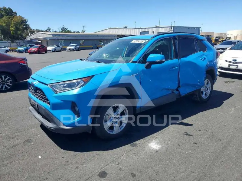2019 Toyota RAV4 фото