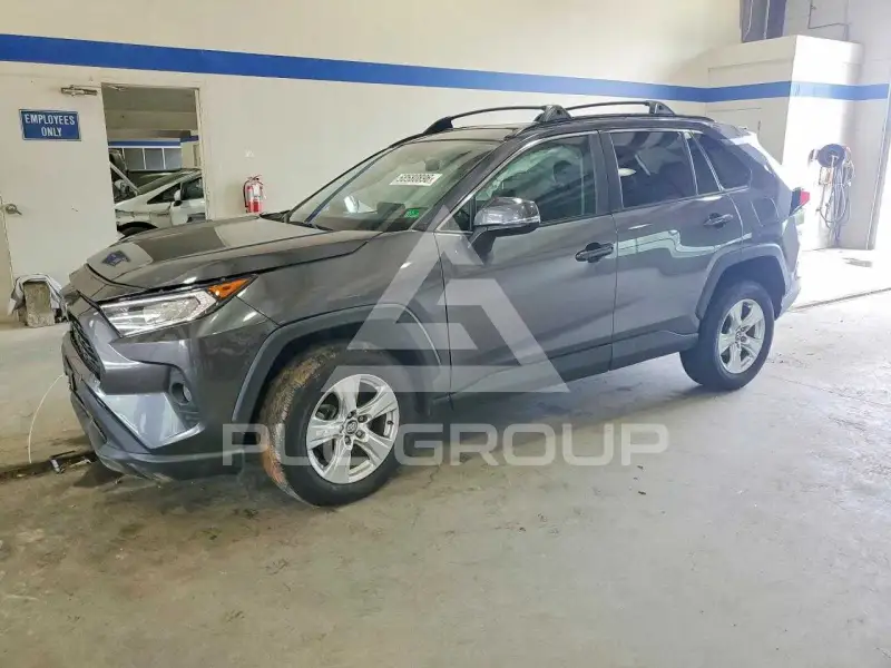 2019 Toyota RAV4 фото