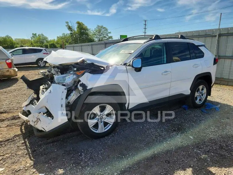 2019 Toyota RAV4 фото