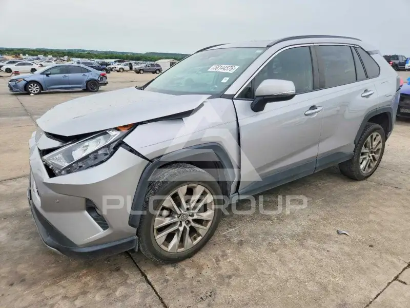 2019 Toyota RAV4 photo
