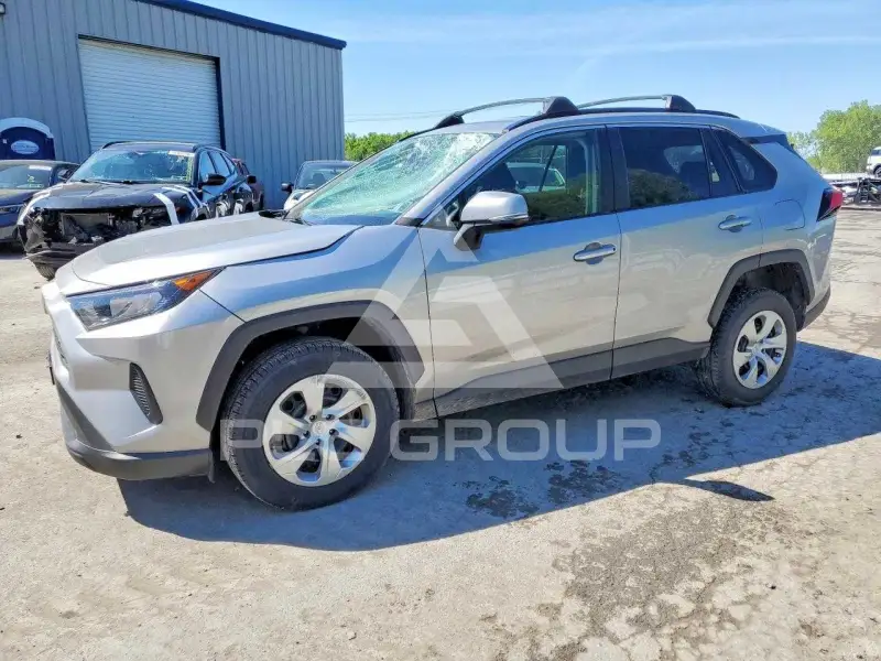 2019 Toyota RAV4 photo