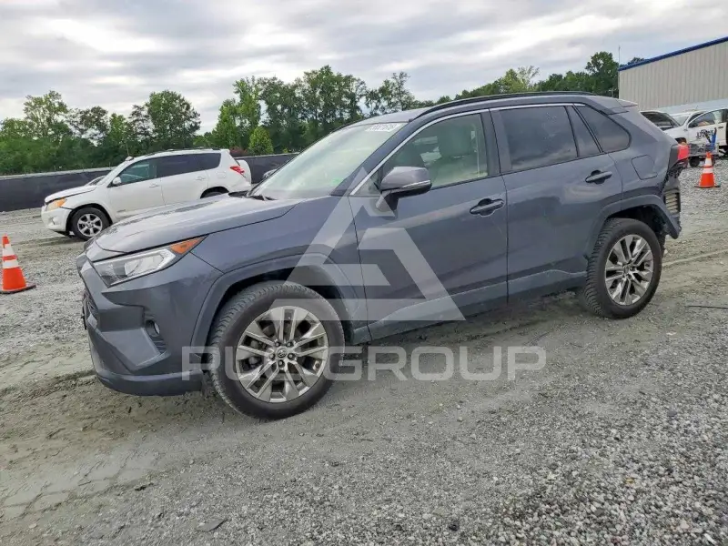 2019 Toyota RAV4 photo