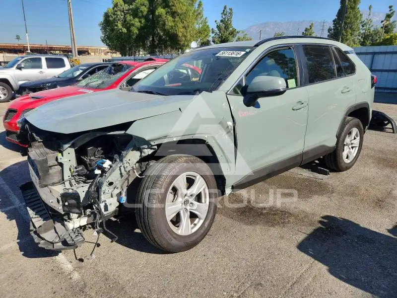 2019 Toyota RAV4 photo