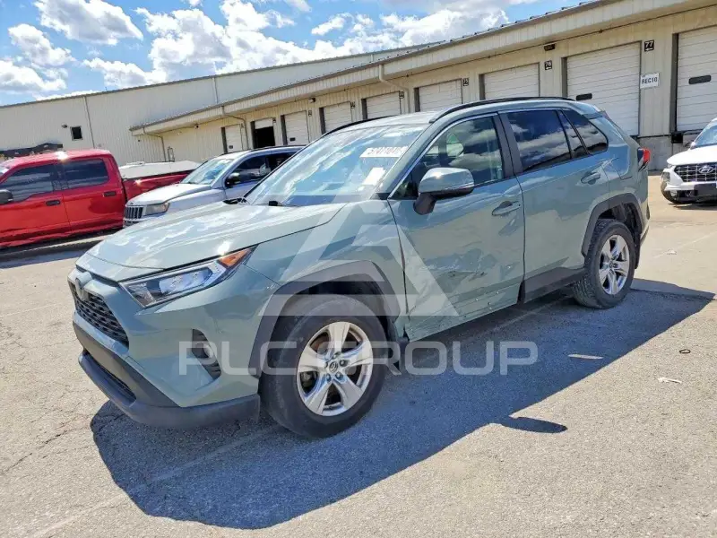 2019 Toyota RAV4 photo