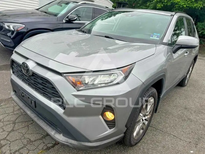 2019 Toyota RAV4 photo