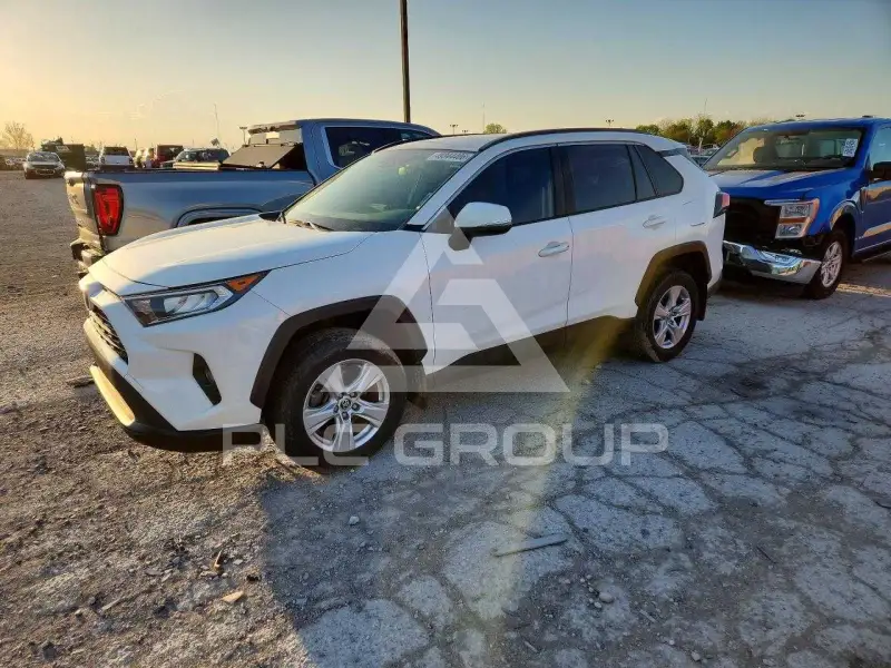 2019 Toyota RAV4 фото