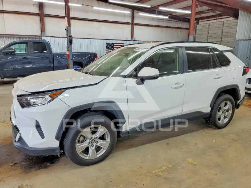 2019 Toyota RAV4 фото