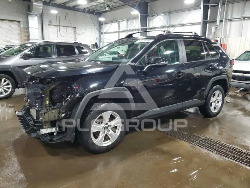 2019 Toyota RAV4 фото