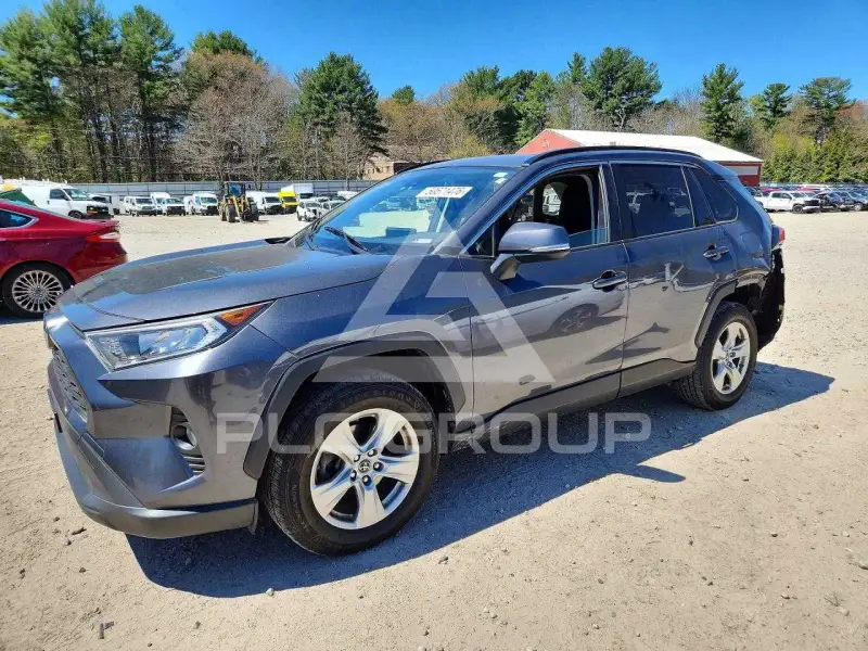 2019 Toyota RAV4 фото