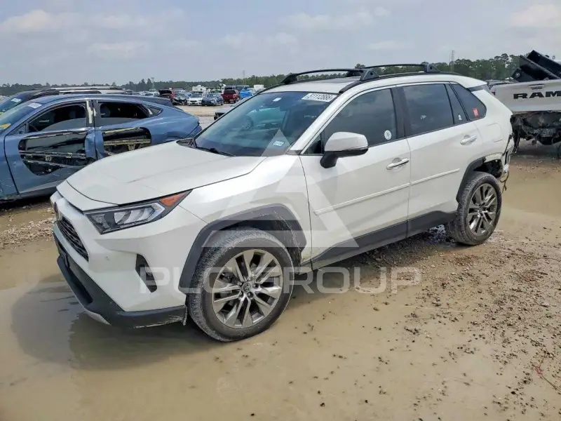 2019 Toyota RAV4 фото