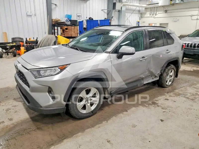 2019 Toyota RAV4 фото