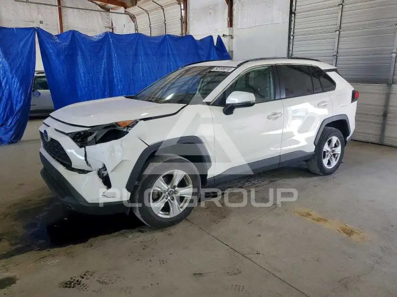 2019 Toyota RAV4 фото
