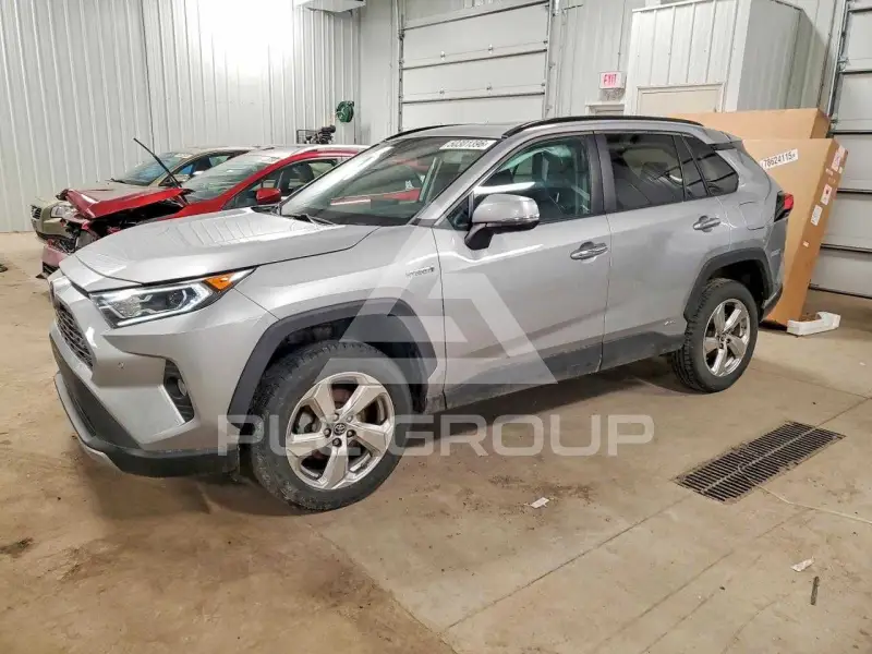 2019 Toyota RAV4 фото