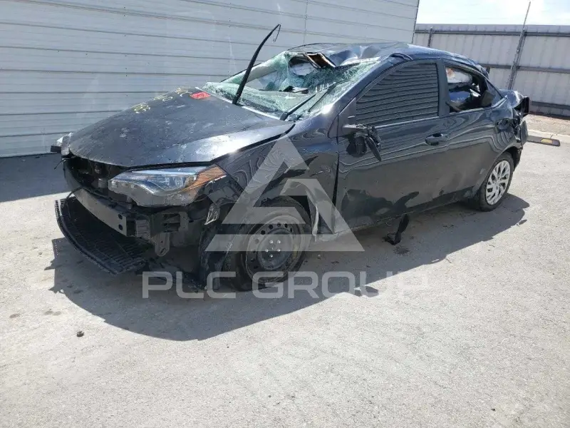 2019 Toyota COROLLA фото
