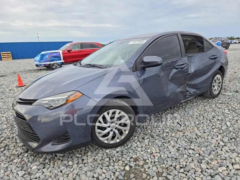 2019 Toyota COROLLA фото