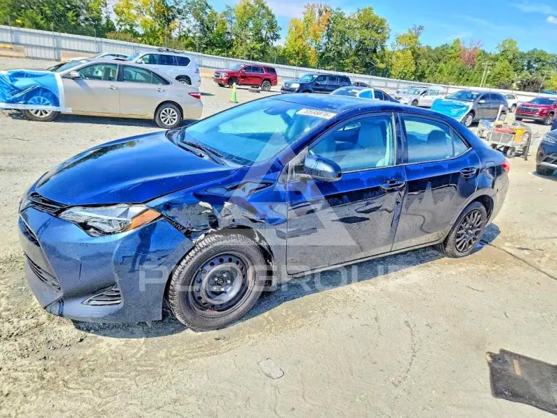 2019 Toyota COROLLA фото