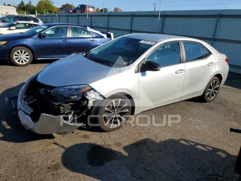2019 Toyota COROLLA фото