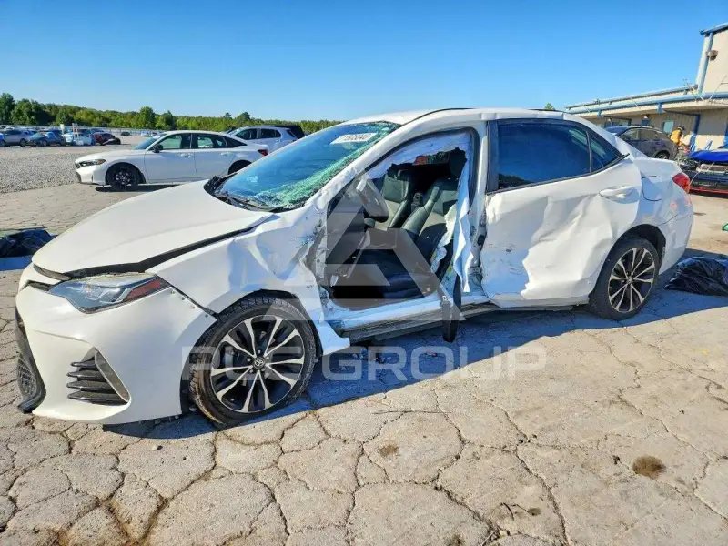 2019 Toyota COROLLA фото