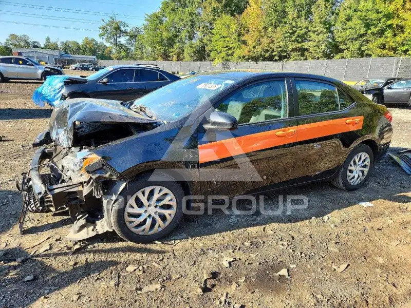 2019 Toyota COROLLA фото