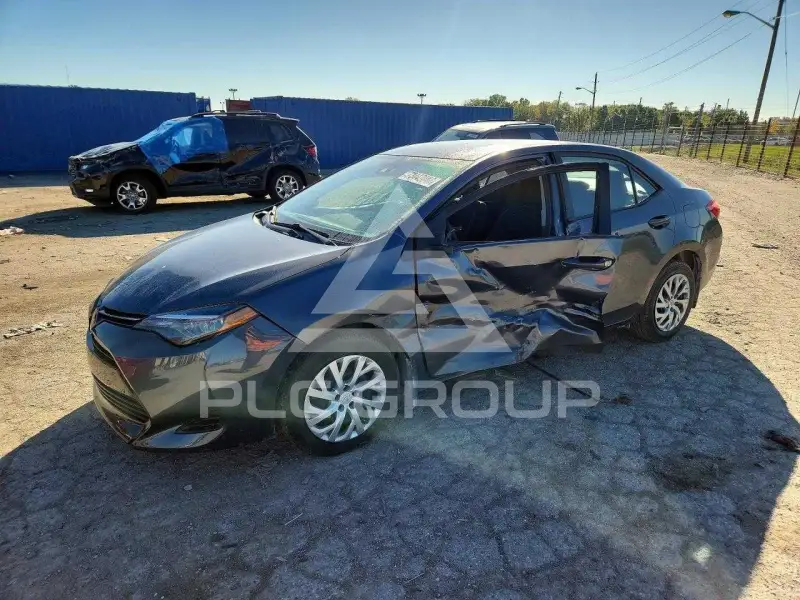 2019 Toyota COROLLA фото