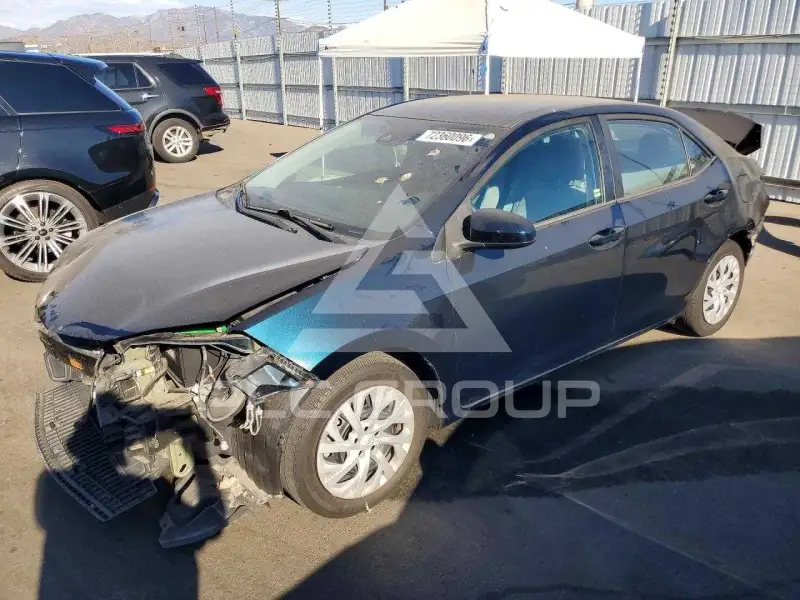 2019 Toyota COROLLA фото