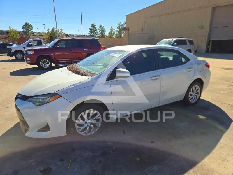 2019 Toyota COROLLA фото