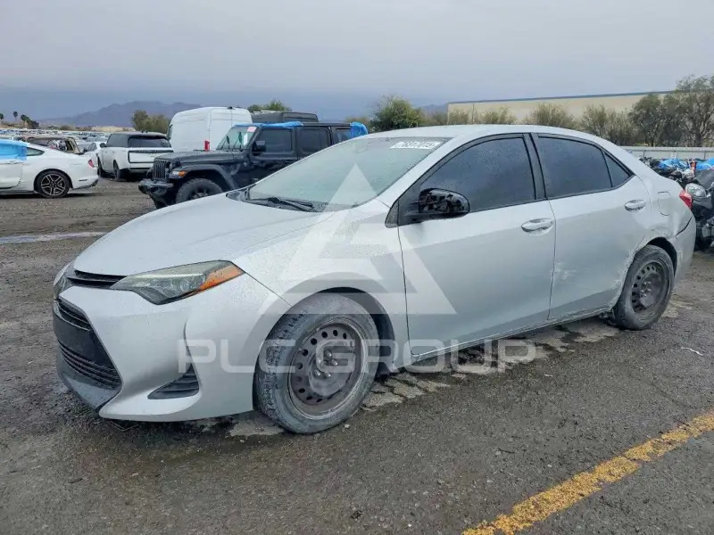 2019 Toyota COROLLA фото