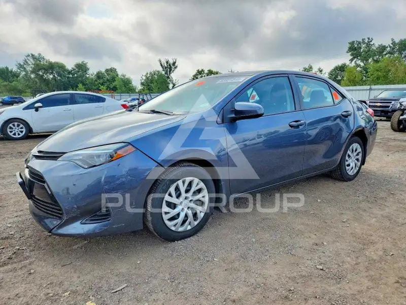 2019 Toyota COROLLA фото