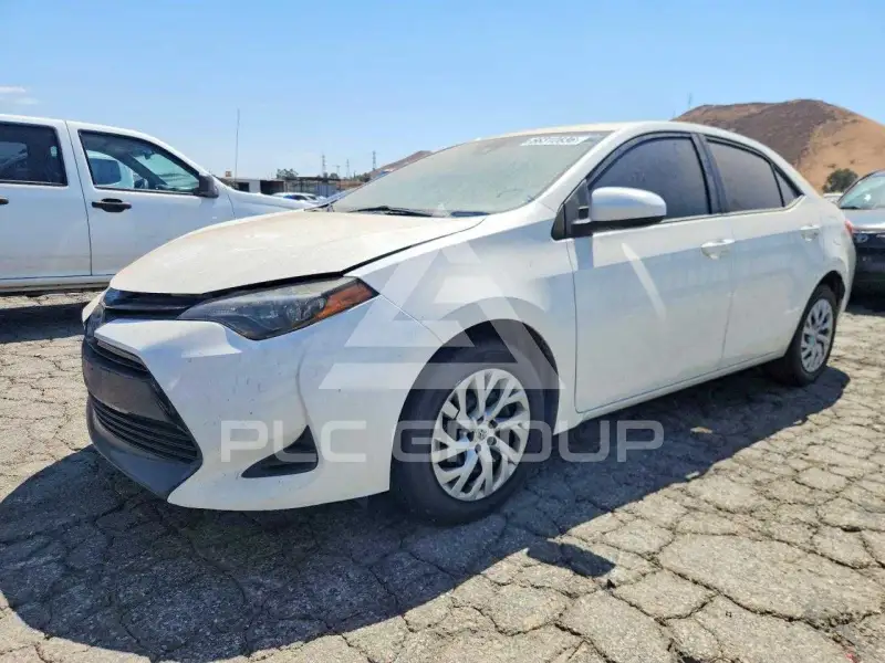2019 Toyota COROLLA фото