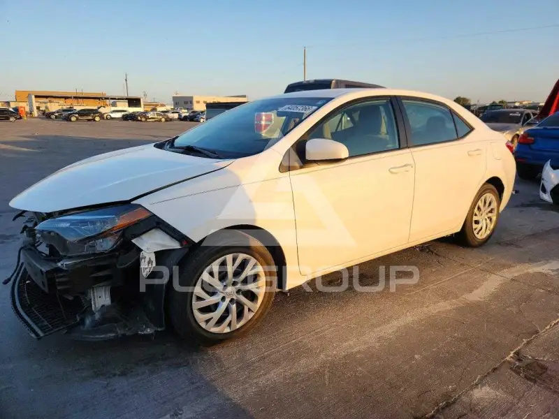 2019 Toyota COROLLA фото