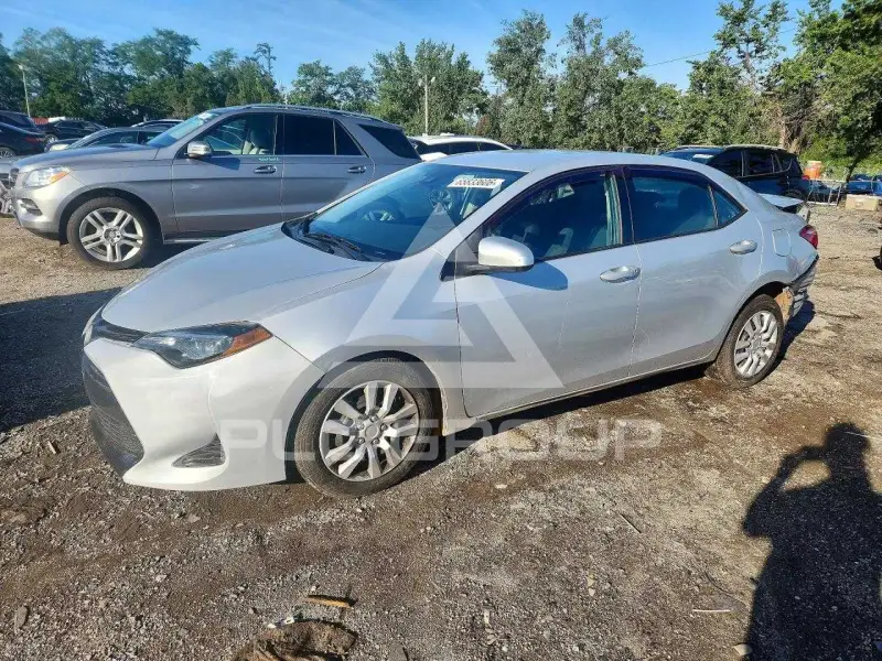 2019 Toyota COROLLA фото