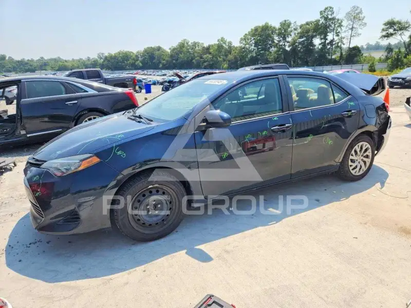 2019 Toyota COROLLA фото