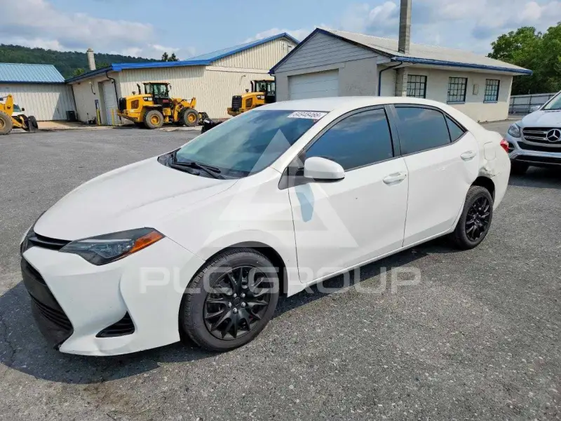 2019 Toyota COROLLA фото