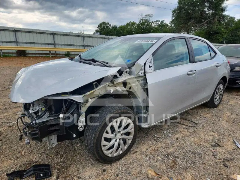 2019 Toyota COROLLA фото