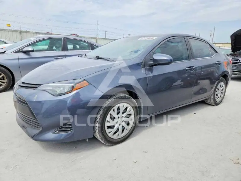 2019 Toyota COROLLA фото