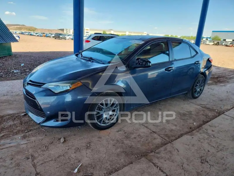 2019 Toyota COROLLA фото