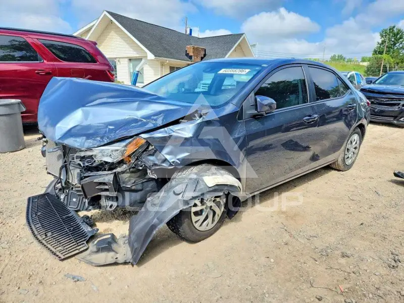 2019 Toyota COROLLA фото