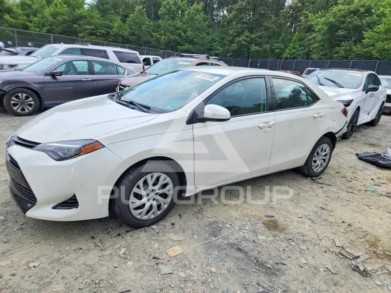 2019 Toyota COROLLA фото