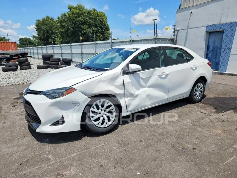 2019 Toyota COROLLA фото