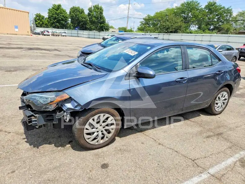2019 Toyota COROLLA фото